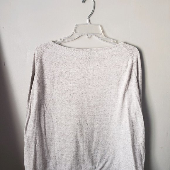 Gap lightweight Gray crew neck sweater - Picture 2 of 3